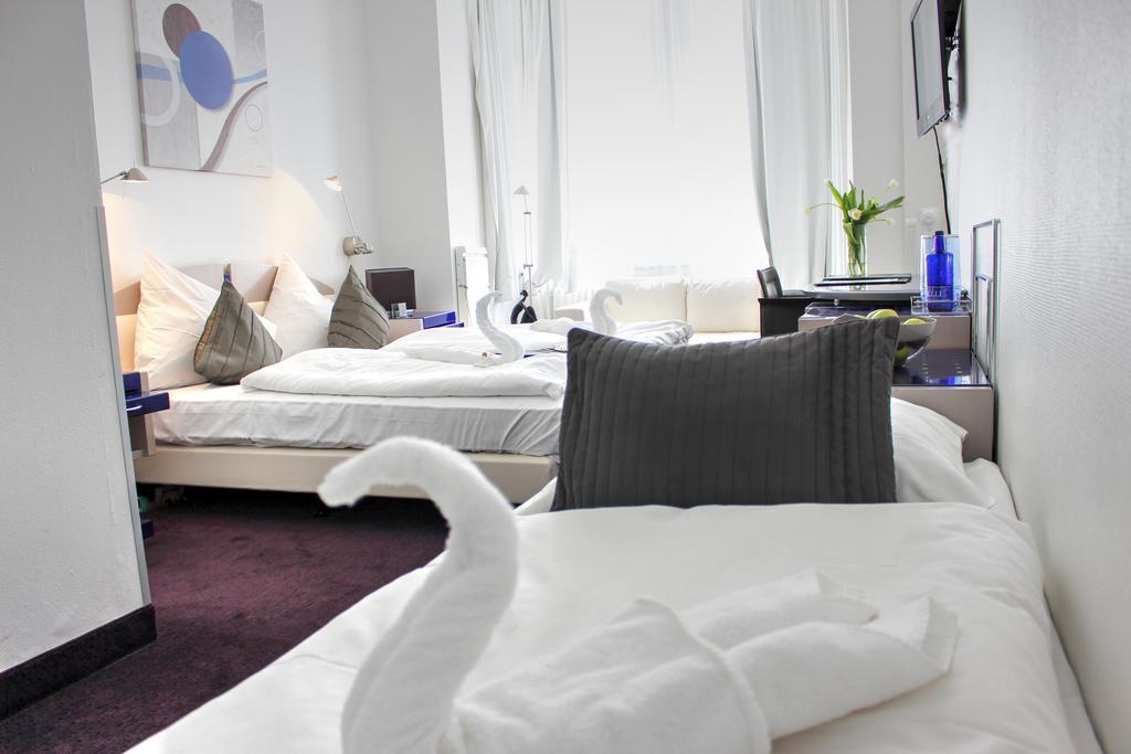 Plenus Boutique Hotel BRE Room photo