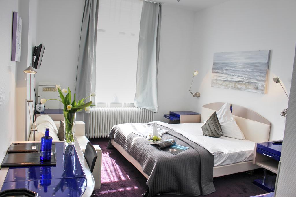 Plenus Boutique Hotel BRE Room photo